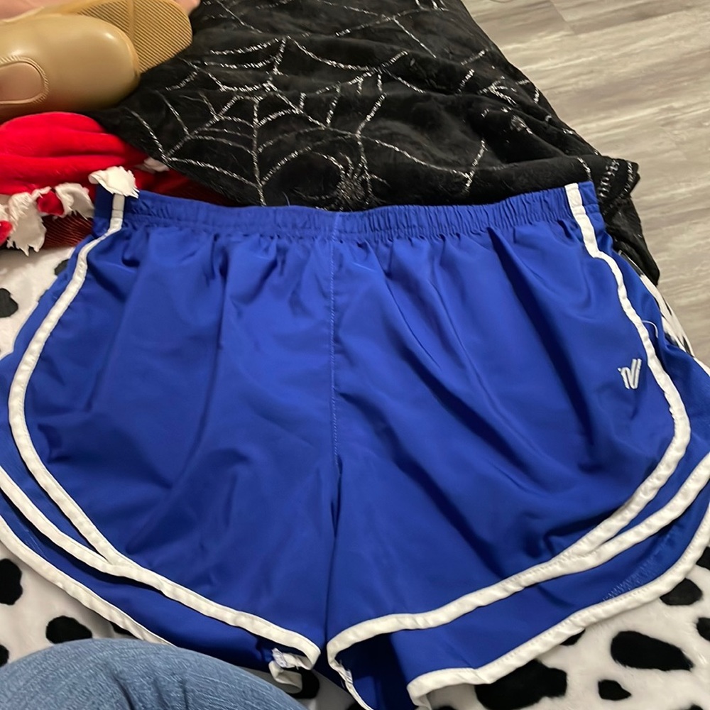 Athletic shorts
